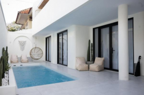Casa Z - Seminyak 3BR Villa with Private Pool